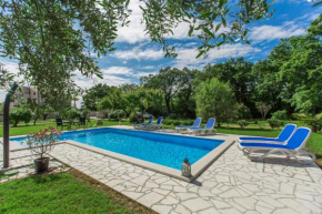 Ferienwohnung Adelia Mit Gemeinsamem Pool